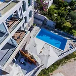 Capitano - Two Bedroom With Balcony And Sea View Crni *