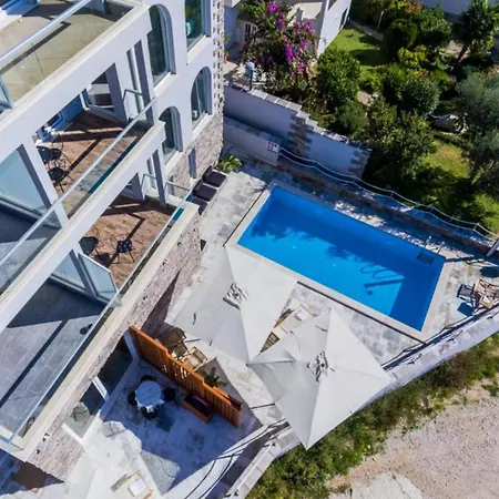 Capitano - Two Bedroom With Balcony And Sea View Crni *