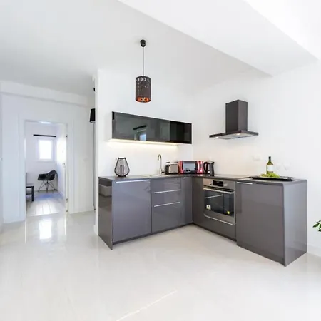 Appartement Capitano - Two Bedroom With Balcony And Sea View Crni *
