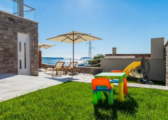 Capitano - Two Bedroom With Balcony And Sea View Crni Mlini